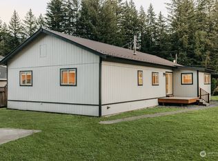 8328 Golden Valley Blvd, Maple Falls, WA 98266