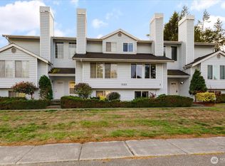 1121 SW Barrington Dr APT 3, Oak Harbor, WA