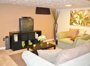 902 Shirley Manor Rd, Reisterstown, MD 21136