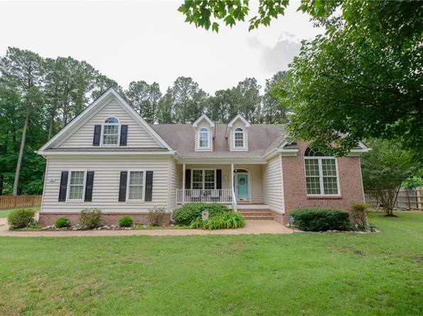 100 Stephanie Ln, Yorktown, VA 23692
