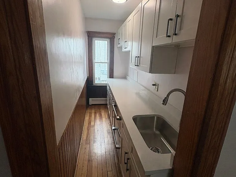 616 Franklin St #1 — Photo 8