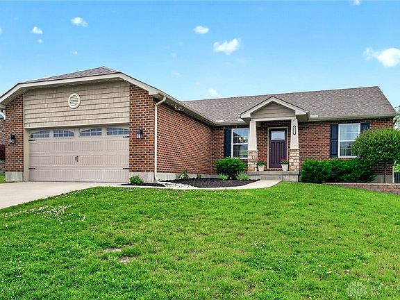 4th image of 7921 Victory Garden Ln