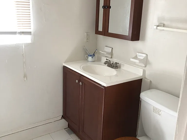 3815 Hamilton St — Photo 14