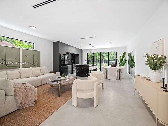 3rd image of 53 NW 52nd St