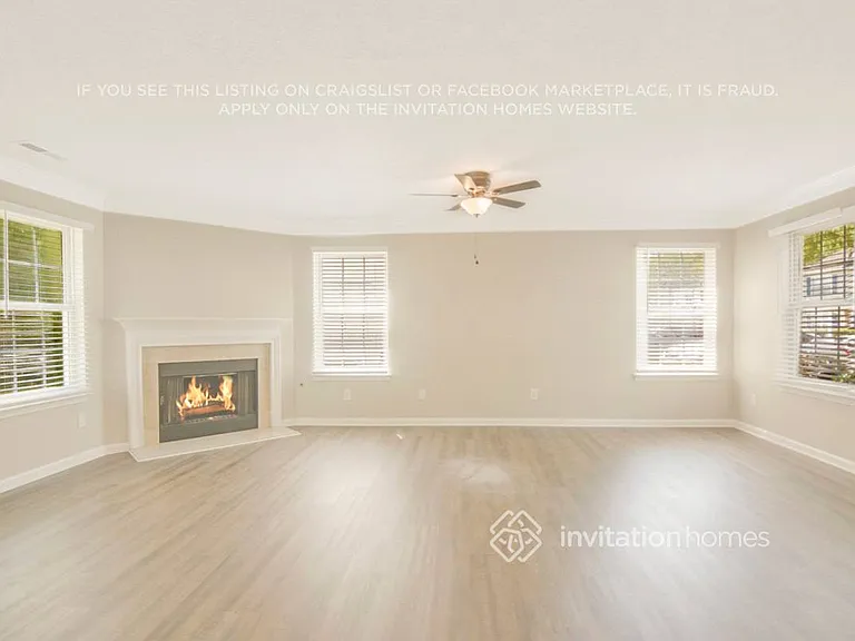 120 Pebblestone Dr — Photo 3