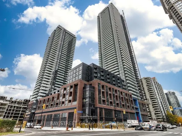 430 Square One Dr, Mississauga, ON
