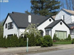 1118 SE Cass Ave, Roseburg, OR