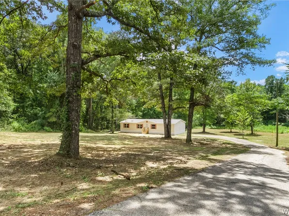 13039 Raintree Cir, Duncanville, AL 35456