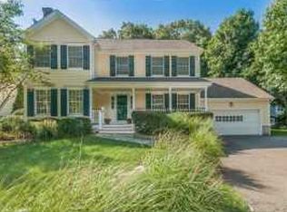 95 West Ave, Darien, CT 06820