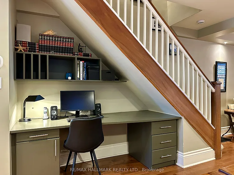 145 Castlefield Ave — Photo 18