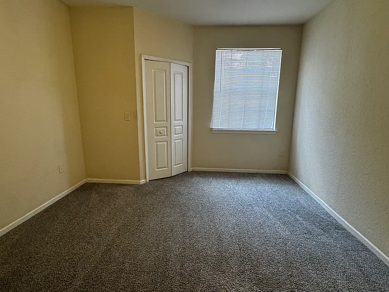 17110 Carrington Park Dr #825 — Photo 6