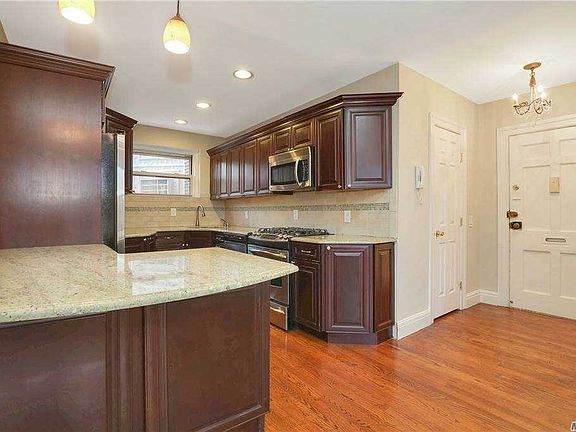5th image of 223 7th St APT 2I