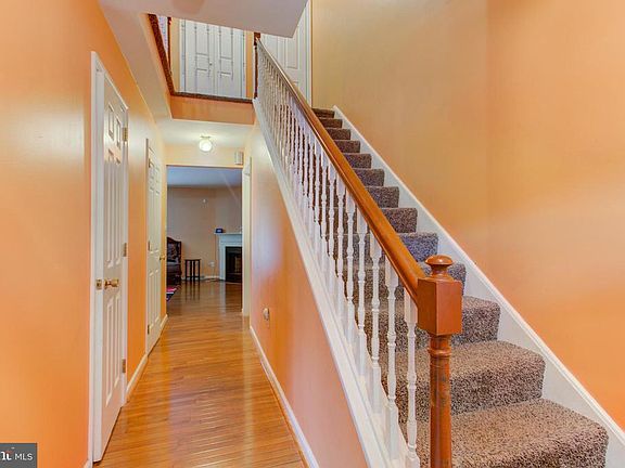 4th image of 123 Oak Knoll Cir