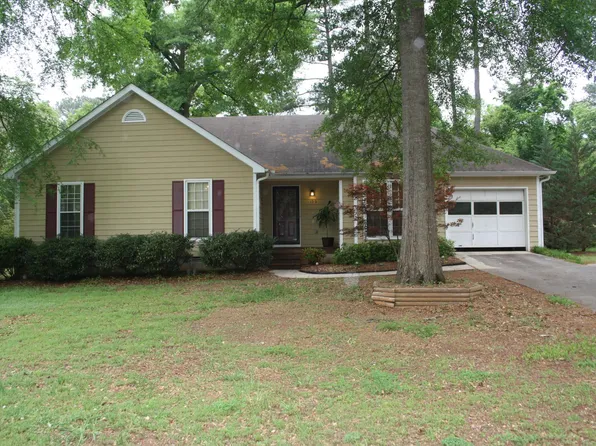 152 Stonybrook Dr, Athens, GA 30605