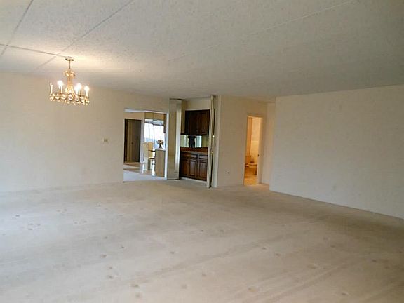 5th image of 175 Hoffman Ave APT 306
