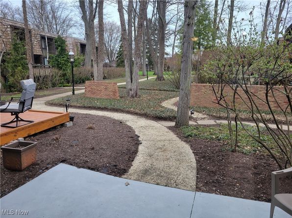 1110 By The Shores Dr, Huron, OH 44839