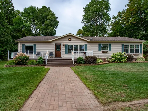 34295 County Highway 3, Erhard, MN 56534