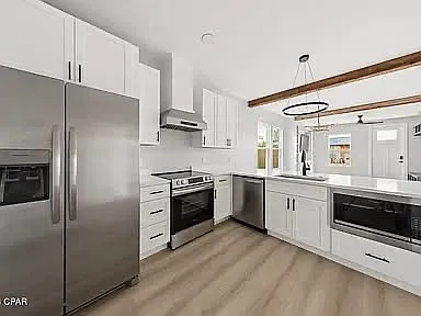 3 bed, 1175 sqft, $2,150 — Photo 2