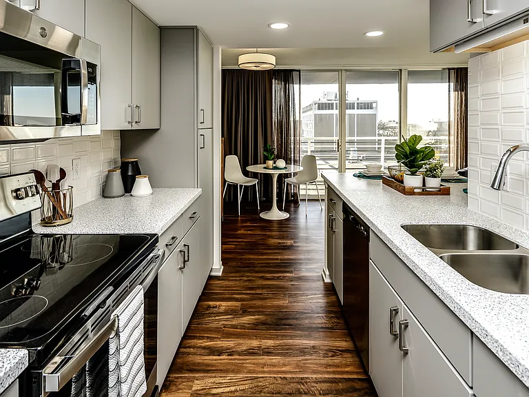 Sky Park Apartments — Photo 6