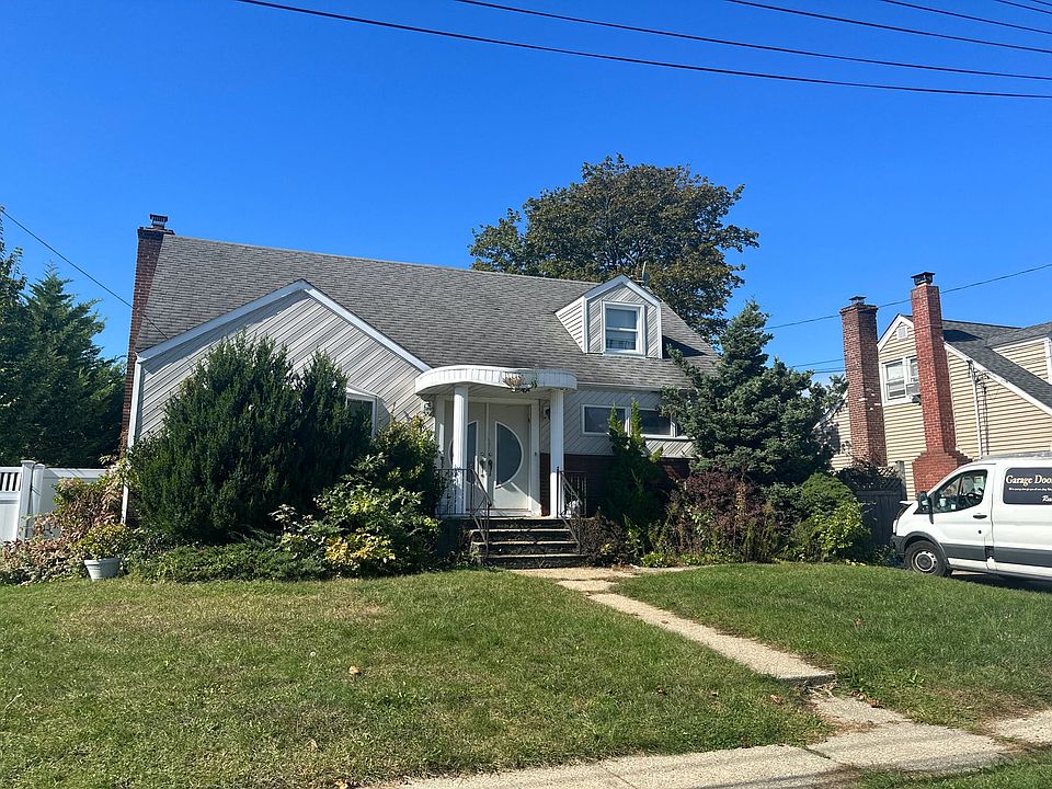1st image of 2198 Willow St