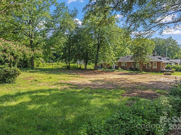 4th image of 2409 Booker Ave