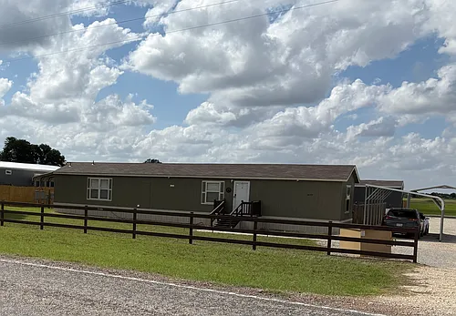 4145 FM 3326 E Photo 1