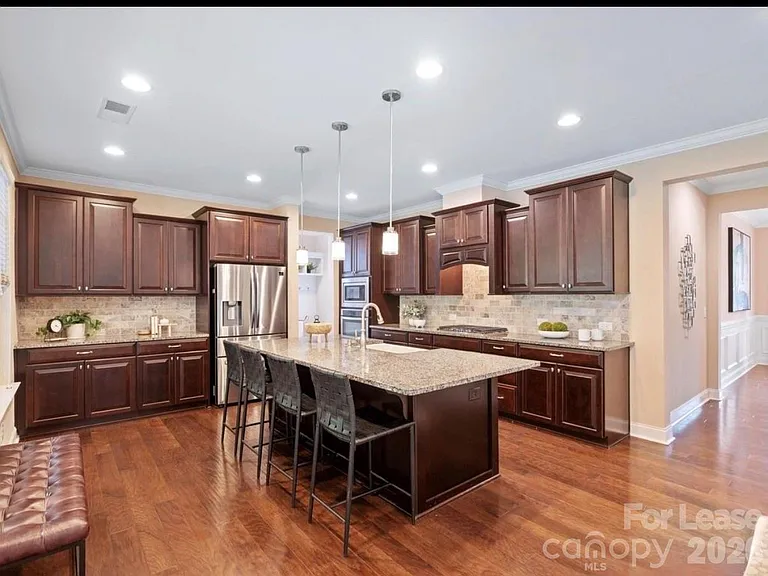 1719 Sutter Creek Dr — Photo 9