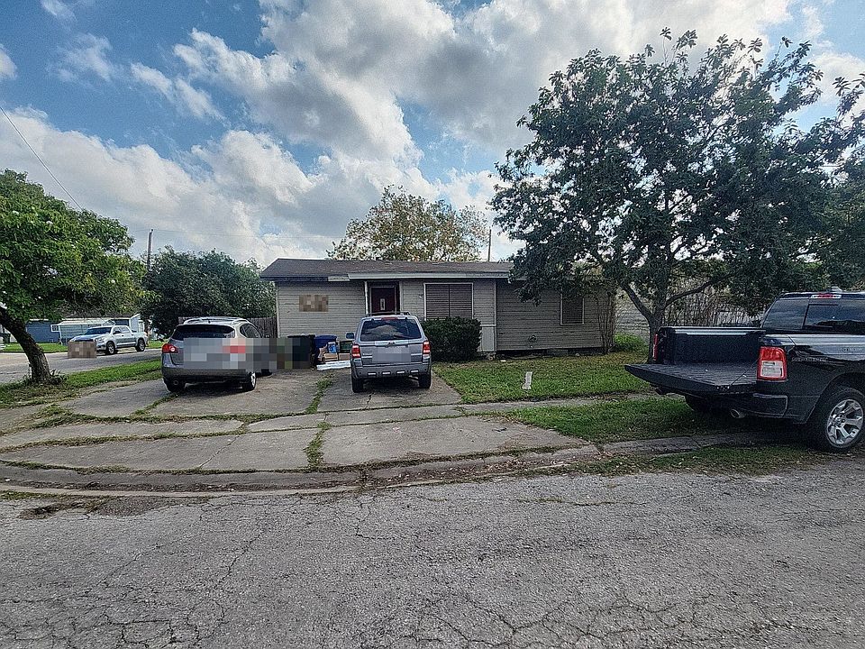 1st image of 4522 Castenon St