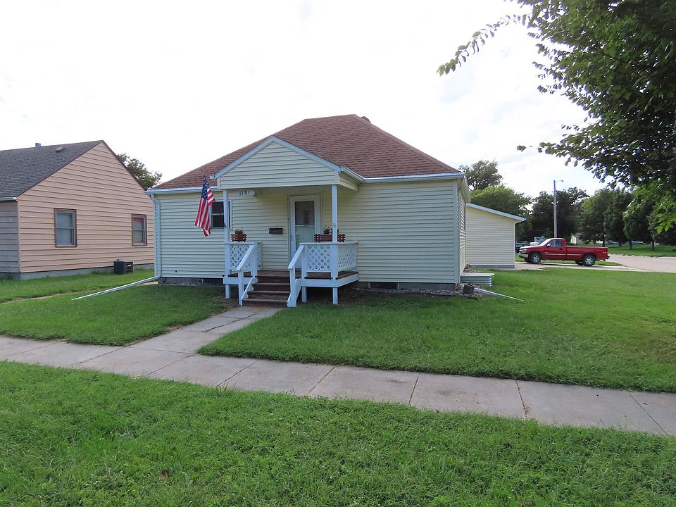 1st image of 1191 N 7th St