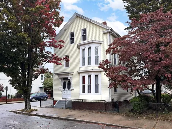 99 Lowell Ave, Providence, RI 02909