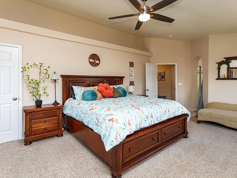 5712 Stable Ct — Photo 25