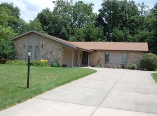 409 Hickory Dr, Greenfield, IN 46140