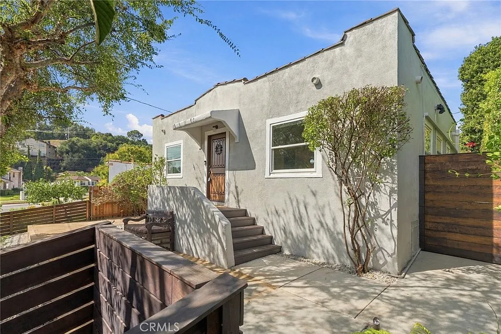 2 bed, 780 sqft, $4,450 — Photo 3