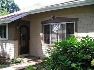 6213 Larkhall St, Madison, OH 44057