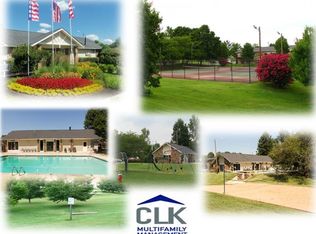 2190 Memorial Dr APT N203, Clarksville, TN 37043