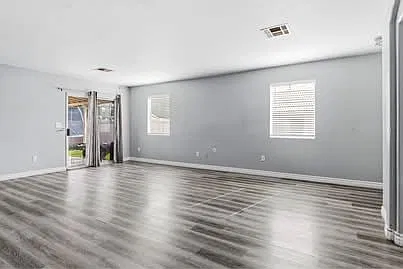 4 bed, 1576 sqft, $2,600 — Photo 4