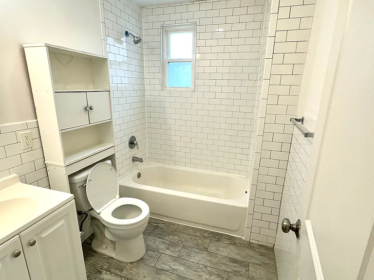 87 Oakland Ave #2 — Photo 3
