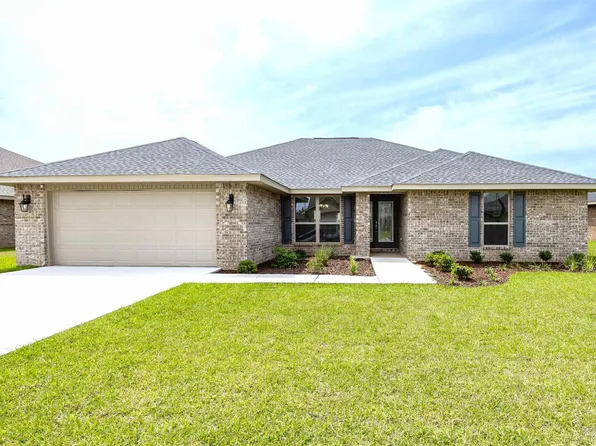 6208 Pineapple Dr, Milton, FL 32570