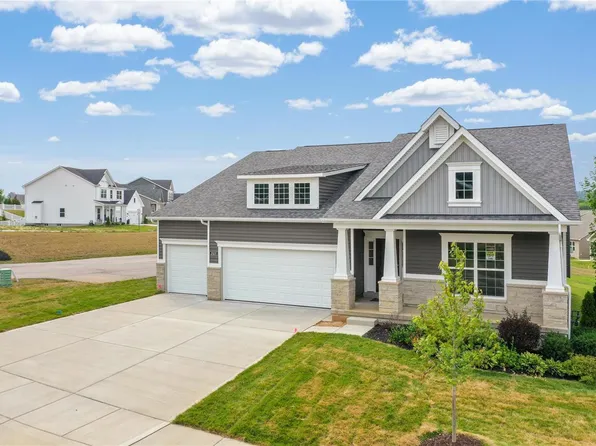 2025 Windswept Farms Dr, Eureka, MO 63025