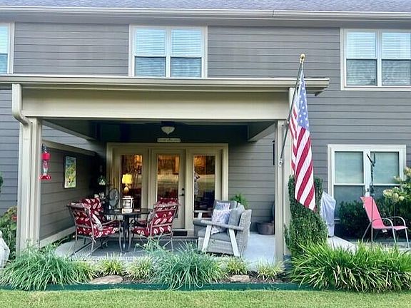 3rd image of 166 Templeton Ln