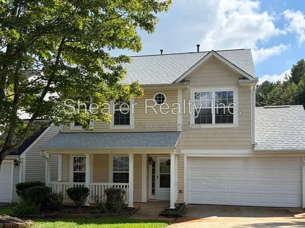 3707 Rocky Brook Ct, Charlotte, NC 28269