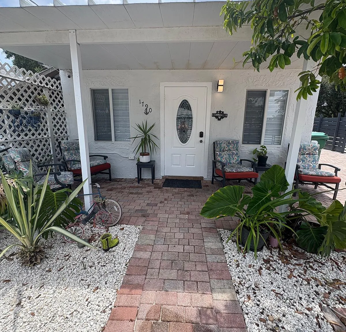 1 bed, 684 sqft, $1,800 — Photo 2