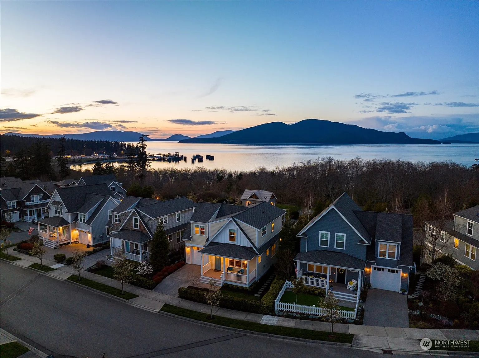 4720 Schooner Drive photo 1