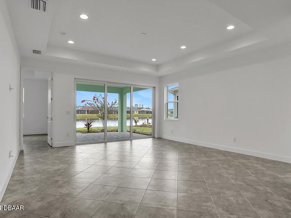 4th image of 890 Bama Breeze Dr
