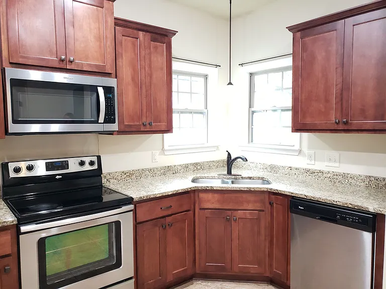 1394 Raven Rd — Photo 10