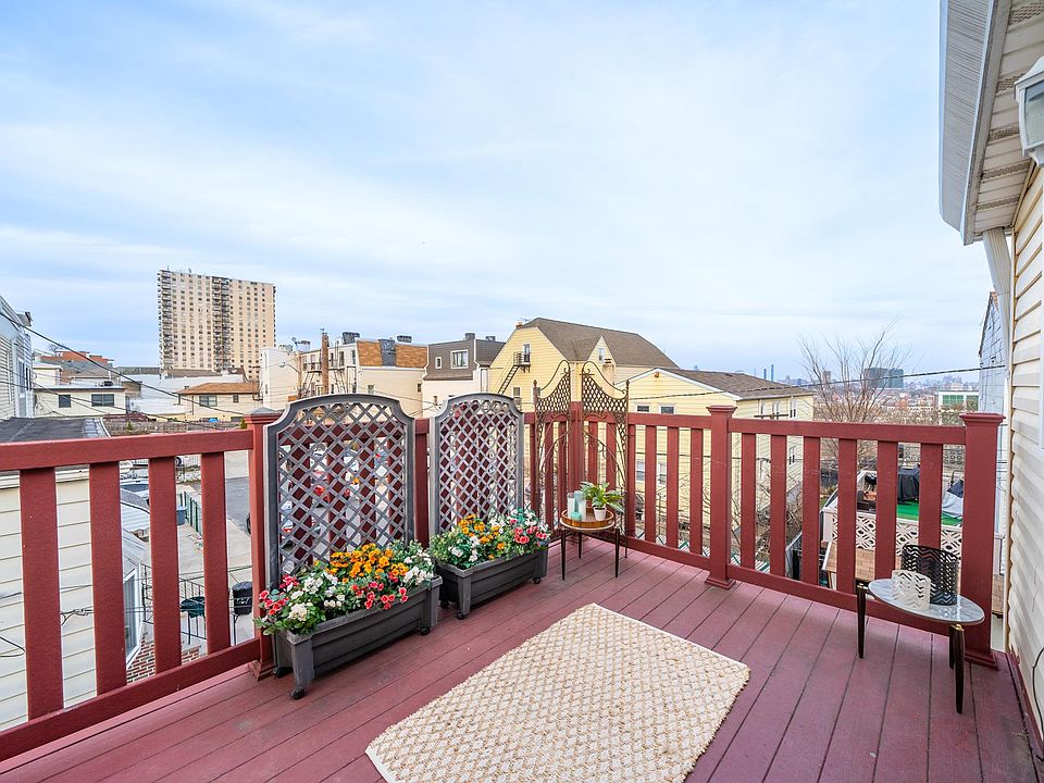 Private Terrace w/City view