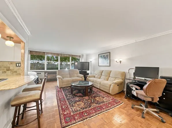 310 East 70th Street image 1 of 12