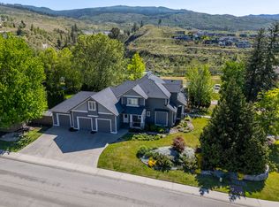 1717 Canyon View Ct, Kelowna, BC V1W 4A2