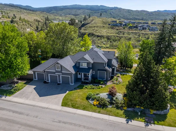 1717 Canyon View Ct, Kelowna, BC V1W 4A2