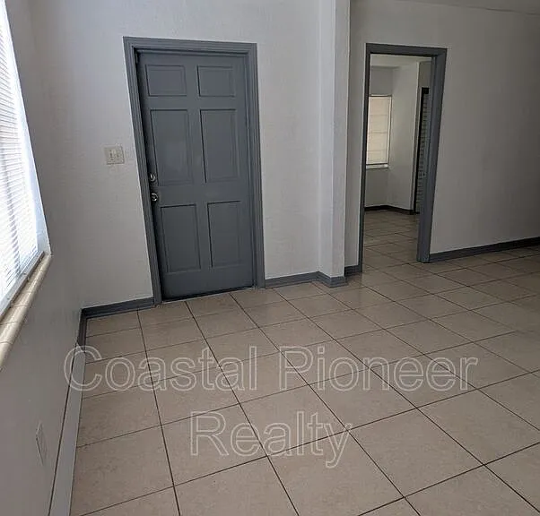 3721 N Whittier St — Photo 10